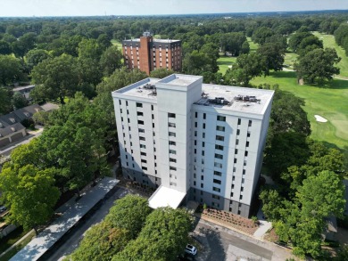 Spacious 1-Bedroom Condo in Recently Renovated Country Club on Memphis Country Club in Tennessee - for sale on GolfHomes.com, golf home, golf lot