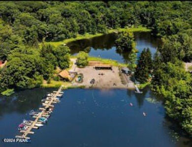 Ready to live the good life? Its calling your name!!! This on Lords Valley Country Club, Inc in Pennsylvania - for sale on GolfHomes.com, golf home, golf lot