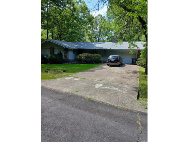 Discover the potential in this spacious 3 bedroom, 3 bath home on DeSoto Golf Course in Arkansas - for sale on GolfHomes.com, golf home, golf lot