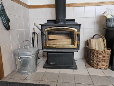 Check out this 3 bedroom, 2 and half bath year round getaway in on Jack O Lantern Resort in New Hampshire - for sale on GolfHomes.com, golf home, golf lot