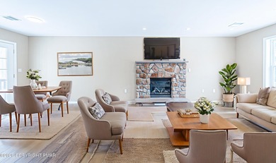 CHARMING UPGRADED BRIARCLIFF TERRACE POCONOS LAKE BI-LEVEL HOME on Pocono Farms Country Club in Pennsylvania - for sale on GolfHomes.com, golf home, golf lot