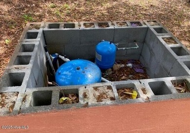 Great addition to any rental portfolio! This 2-bedroom, 1.5-bath on The Lakes Country Club in North Carolina - for sale on GolfHomes.com, golf home, golf lot