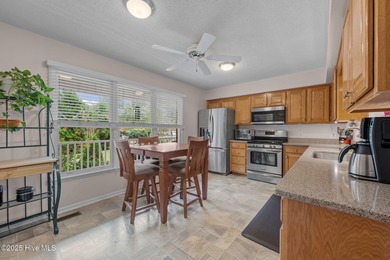 Inviting River Bend Retreat - Comfort, Style & Space to Enjoy! on River Bend Golf and Country Club in North Carolina - for sale on GolfHomes.com, golf home, golf lot