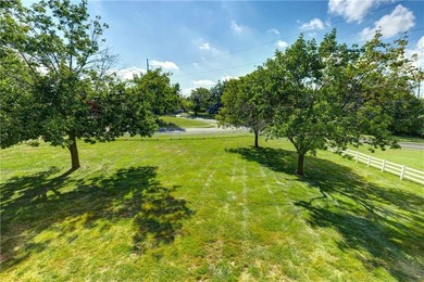 Seller offering a 1-year home warranty + exclusive Lender Rate on Royal Meadows Golf Course in Missouri - for sale on GolfHomes.com, golf home, golf lot