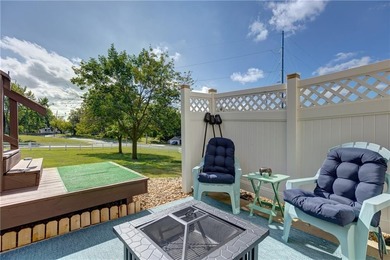 Seller offering a 1-year home warranty + exclusive Lender Rate on Royal Meadows Golf Course in Missouri - for sale on GolfHomes.com, golf home, golf lot