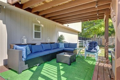 Seller offering a 1-year home warranty + exclusive Lender Rate on Royal Meadows Golf Course in Missouri - for sale on GolfHomes.com, golf home, golf lot