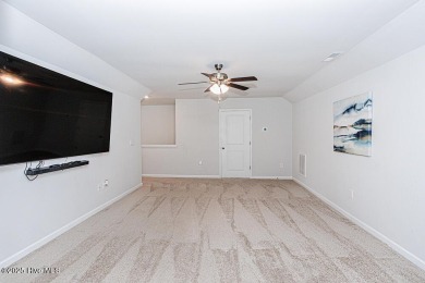 IMMACULATE 3 BR 3 bath with den/office and large BONUS/FLEX on The Golf Club At Rocky Mount in North Carolina - for sale on GolfHomes.com, golf home, golf lot