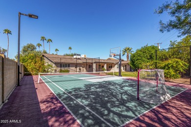 Spacious Single-Level Living in Desirable Moon Valley! Welcome on Moon Valley Country Club  in Arizona - for sale on GolfHomes.com, golf home, golf lot