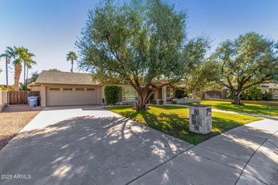 Spacious Single-Level Living in Desirable Moon Valley! Welcome on Moon Valley Country Club  in Arizona - for sale on GolfHomes.com, golf home, golf lot