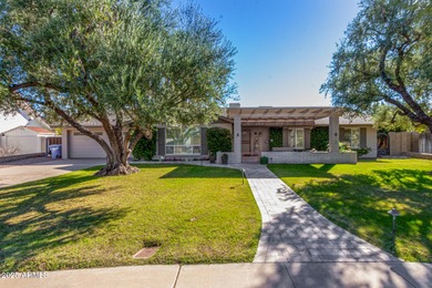 Spacious Single-Level Living in Desirable Moon Valley! Welcome on Moon Valley Country Club  in Arizona - for sale on GolfHomes.com, golf home, golf lot