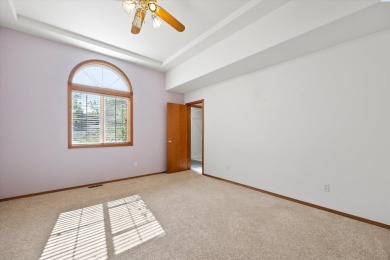 Welcome to 839 S Meadowlark Lane. Located within the golf course on Othello Golf Club in Washington - for sale on GolfHomes.com, golf home, golf lot
