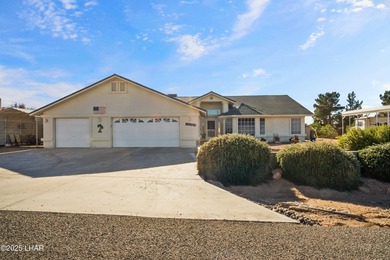 Welcome home to this beautifully updated, pride-of-ownership on Valle Vista Golf Course in Arizona - for sale on GolfHomes.com, golf home, golf lot