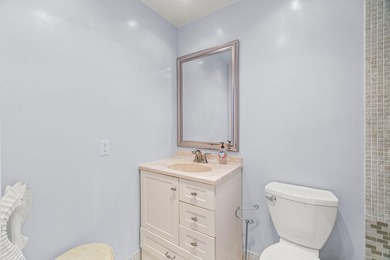 Light & Bright 2nd-Floor Condo in Kings Point This 1 bedroom and on Addison Reserve in Florida - for sale on GolfHomes.com, golf home, golf lot