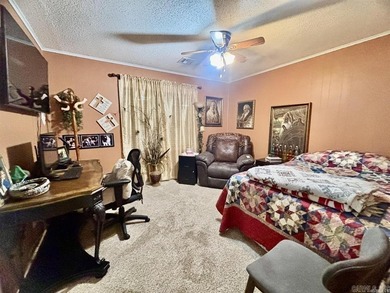 WHAT A BUY!  Adorable and well maintained three-bedroom home on DeSoto Golf Course in Arkansas - for sale on GolfHomes.com, golf home, golf lot