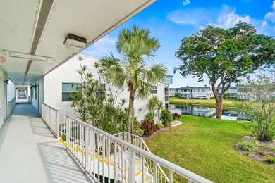 Light & Bright 2nd-Floor Condo in Kings Point This 1 bedroom and on Addison Reserve in Florida - for sale on GolfHomes.com, golf home, golf lot