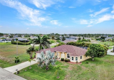 Gorgeous Pool Home is Updated and Move-in ready! It has 3 on Burnt Store Golf Club in Florida - for sale on GolfHomes.com, golf home, golf lot