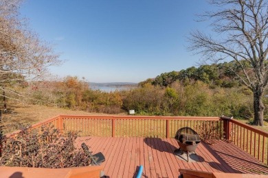 A shore thing- Lakefront Living in the Heart of Heber Springs! on Thunderbird Country Club in Arkansas - for sale on GolfHomes.com, golf home, golf lot