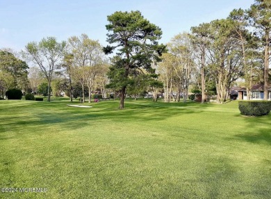 Exceptional End Unit home located in the sought-after Leisure on Leisure Village East in New Jersey - for sale on GolfHomes.com, golf home, golf lot