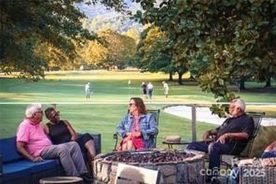 Located in the prestigious Rumbling Bald on Lake Lure, this on Rumbling Bald Resort on Lake Lure in North Carolina - for sale on GolfHomes.com, golf home, golf lot