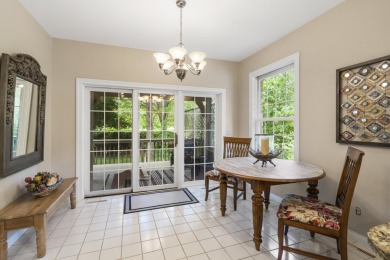 Stunning one-level home on the 18th fairway of Fremont Hills on Fremont Hills Country Club in Missouri - for sale on GolfHomes.com, golf home, golf lot
