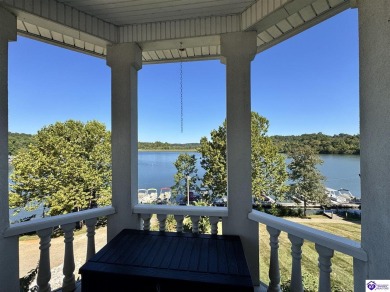 Enjoy stunning Doe Valley Lake views from this beautiful condo! on Doe Valley Country Club in Kentucky - for sale on GolfHomes.com, golf home, golf lot