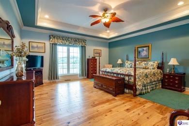 Enjoy stunning Doe Valley Lake views from this beautiful condo! on Doe Valley Country Club in Kentucky - for sale on GolfHomes.com, golf home, golf lot