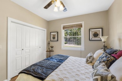 Stunning one-level home on the 18th fairway of Fremont Hills on Fremont Hills Country Club in Missouri - for sale on GolfHomes.com, golf home, golf lot