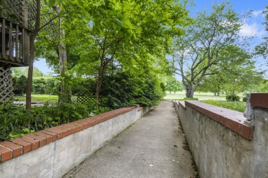 Stunning one-level home on the 18th fairway of Fremont Hills on Fremont Hills Country Club in Missouri - for sale on GolfHomes.com, golf home, golf lot