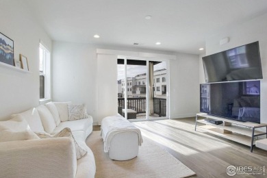 Better than new and appraised at $583k just months ago! Welcome on Colorado National Golf Club in Colorado - for sale on GolfHomes.com, golf home, golf lot