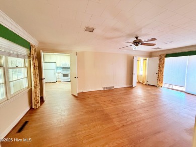 Classic Trent Woods Ranch with Golf Course Views
Welcome to on New Bern Golf and Country Club in North Carolina - for sale on GolfHomes.com, golf home, golf lot
