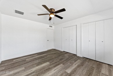 SMOKING DEAL! This beautifully updated 2 bed, 2 bath home with a on Sun City South Golf Course in Arizona - for sale on GolfHomes.com, golf home, golf lot