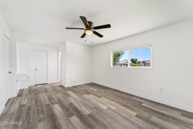 SMOKING DEAL! This beautifully updated 2 bed, 2 bath home with a on Sun City South Golf Course in Arizona - for sale on GolfHomes.com, golf home, golf lot