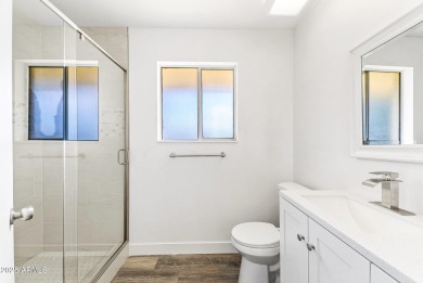 SMOKING DEAL! This beautifully updated 2 bed, 2 bath home with a on Sun City South Golf Course in Arizona - for sale on GolfHomes.com, golf home, golf lot