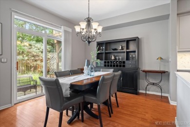 Welcome to the perfection in this 2-story townhome in on Arrowhead Golf Club in Illinois - for sale on GolfHomes.com, golf home, golf lot