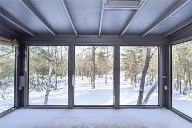 This adorable, updated rambler feels like the perfect Wisconsin on Voyager Village Country Club - Voyager in Wisconsin - for sale on GolfHomes.com, golf home, golf lot