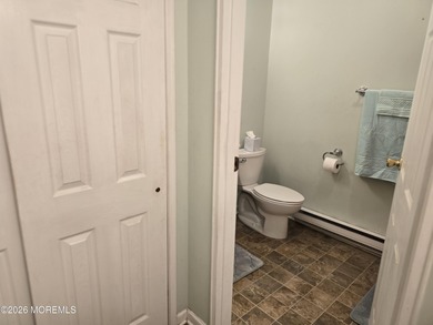 Crestwood Village 1 - 55+ Community.. Light and bright oakwood on Keswick Village Golf Course in New Jersey - for sale on GolfHomes.com, golf home, golf lot