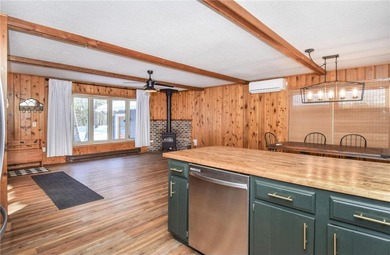 This adorable, updated rambler feels like the perfect Wisconsin on Voyager Village Country Club - Voyager in Wisconsin - for sale on GolfHomes.com, golf home, golf lot