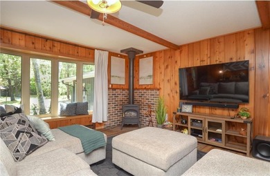 This adorable, updated rambler feels like the perfect Wisconsin on Voyager Village Country Club - Voyager in Wisconsin - for sale on GolfHomes.com, golf home, golf lot