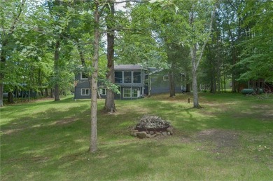 This adorable, updated rambler feels like the perfect Wisconsin on Voyager Village Country Club - Voyager in Wisconsin - for sale on GolfHomes.com, golf home, golf lot