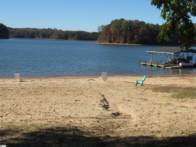 Nice building lot, wooded but not overgrown. Chickasaw Point is on The Trail At Chickasaw Pointe in South Carolina - for sale on GolfHomes.com, golf home, golf lot