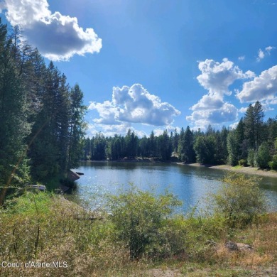 ''BRAND NEW MOUNTAIN MODERN BEAUTY LOCATED ON THE 19TH FAIRWAY on Stoneridge Golf Club in Idaho - for sale on GolfHomes.com, golf home, golf lot