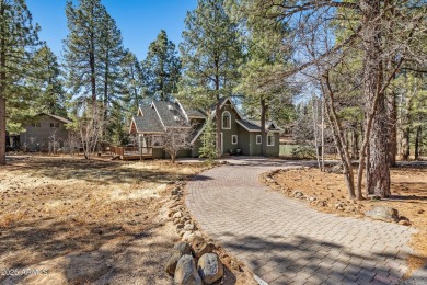 This stunning home is nestled in one of Munds Park's most on Pinewood Country Club in Arizona - for sale on GolfHomes.com, golf home, golf lot
