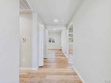 Beautiful ranch style condo in Pueblo West close to the Desert on Desert Hawk At Pueblo West in Colorado - for sale on GolfHomes.com, golf home, golf lot