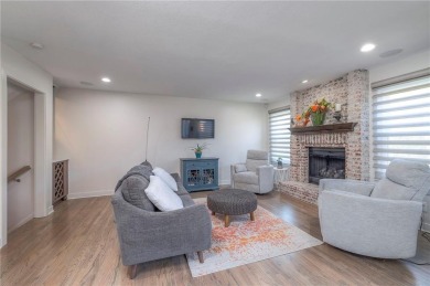 Step inside this beautiful, comprehensively renovated on Lakewood Oaks Golf Club, Ltd. in Missouri - for sale on GolfHomes.com, golf home, golf lot