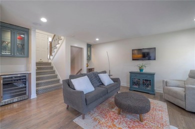 Step inside this beautiful, comprehensively renovated on Lakewood Oaks Golf Club, Ltd. in Missouri - for sale on GolfHomes.com, golf home, golf lot