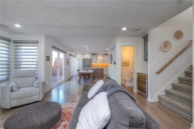 Step inside this beautiful, comprehensively renovated on Lakewood Oaks Golf Club, Ltd. in Missouri - for sale on GolfHomes.com, golf home, golf lot