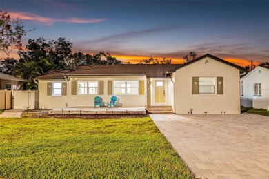 Welcome to this beautifully renovated, move-in ready pool home on The Renaisssance Vinoy Golf Club in Florida - for sale on GolfHomes.com, golf home, golf lot