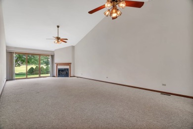 Welcome to this inviting 2-bedroom, 2-bath ranch-style Burton on The Links at Carillon in Illinois - for sale on GolfHomes.com, golf home, golf lot