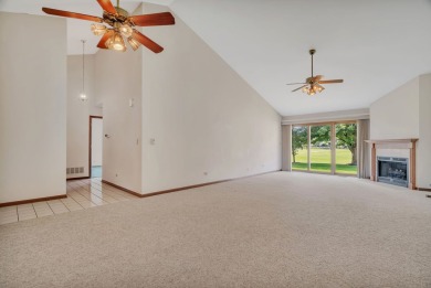 Welcome to this inviting 2-bedroom, 2-bath ranch-style Burton on The Links at Carillon in Illinois - for sale on GolfHomes.com, golf home, golf lot