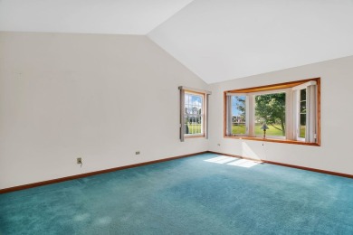 Welcome to this inviting 2-bedroom, 2-bath ranch-style Burton on The Links at Carillon in Illinois - for sale on GolfHomes.com, golf home, golf lot